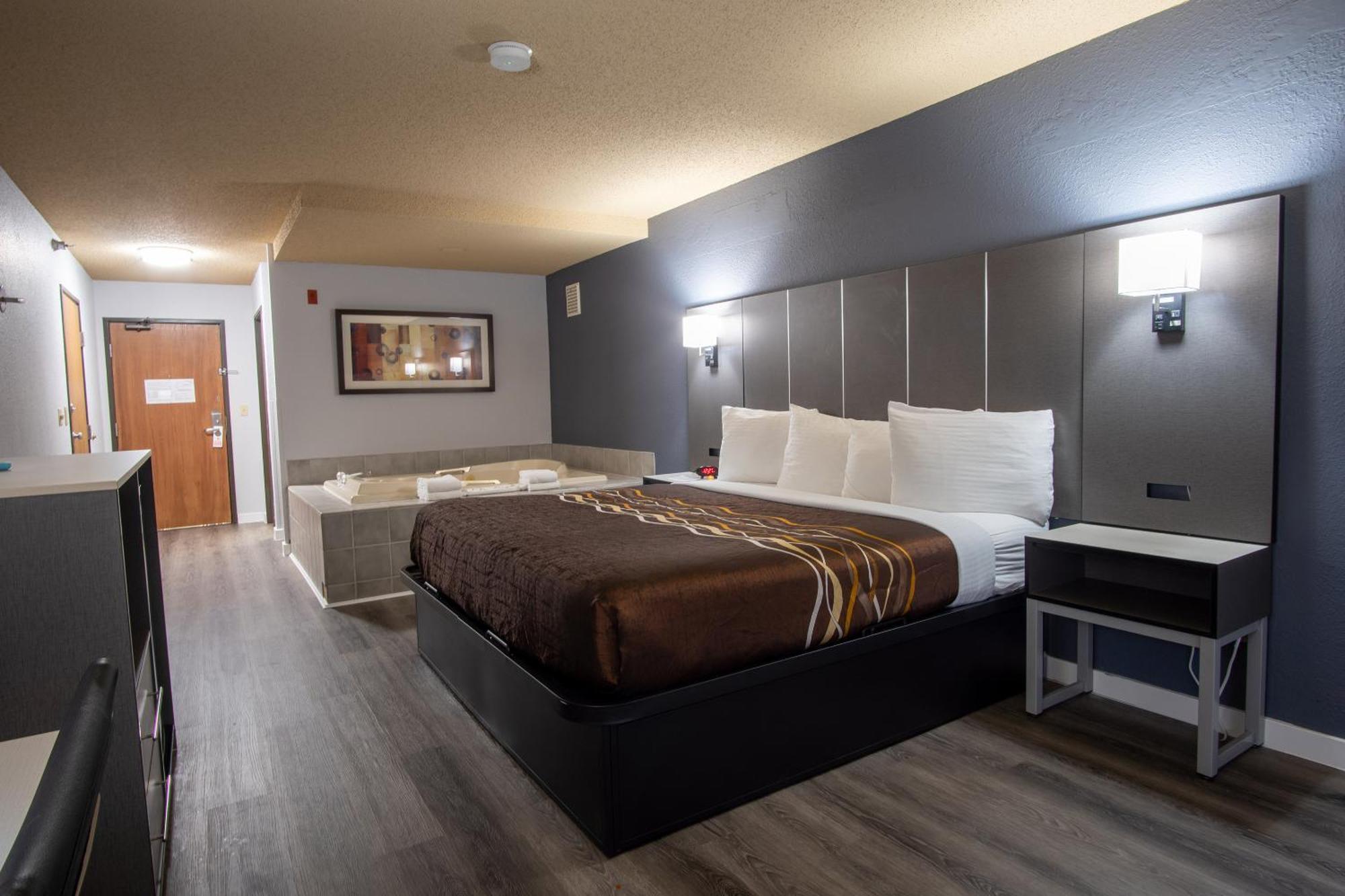 Coratel Inn And Suites By Jasper Eagan St Paul Airport & Mall Of America ภายนอก รูปภาพ